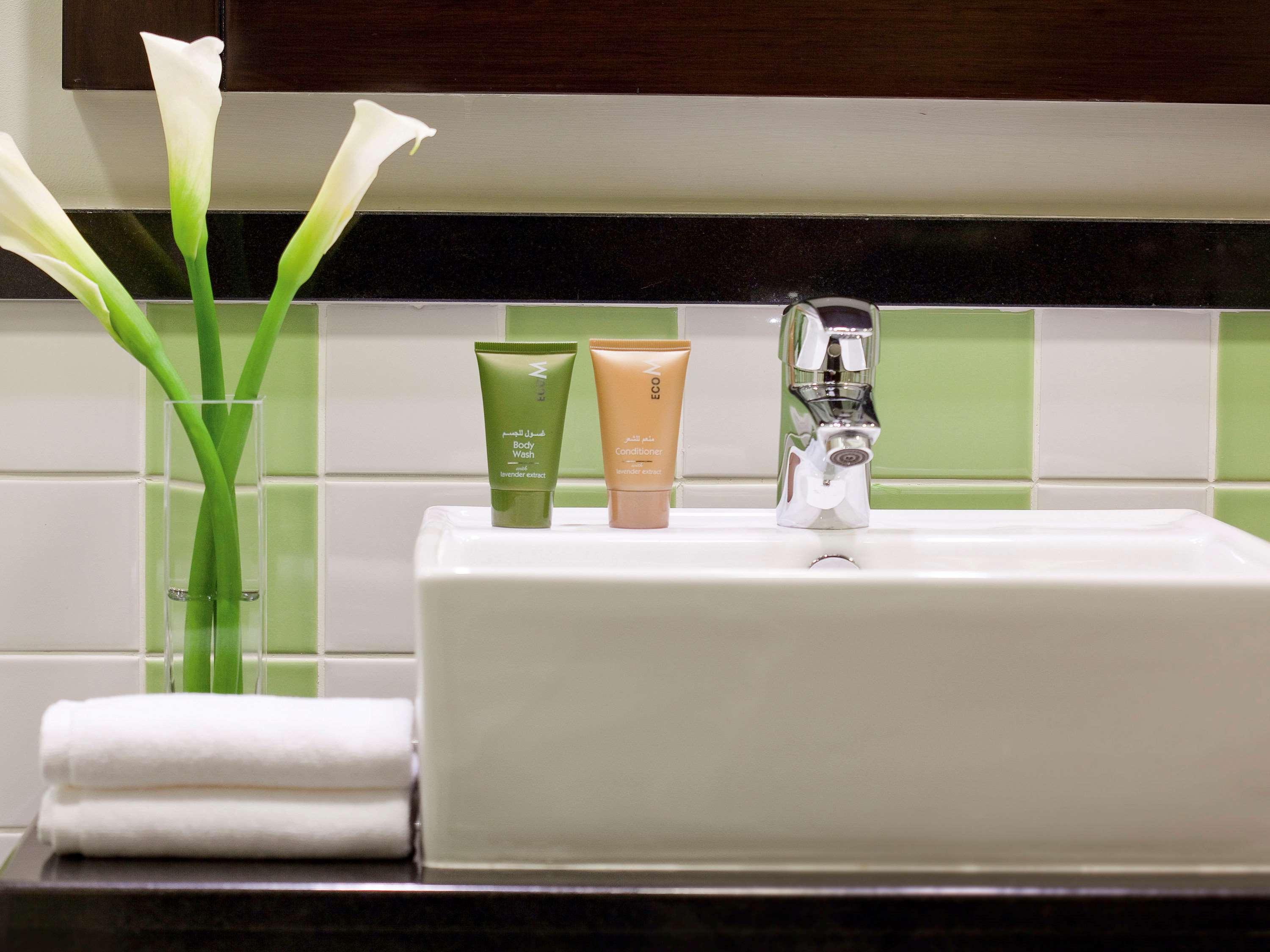 Moevenpick Hotel Apartments Al Mamzar Ντουμπάι Εξωτερικό φωτογραφία Bathroom amenities