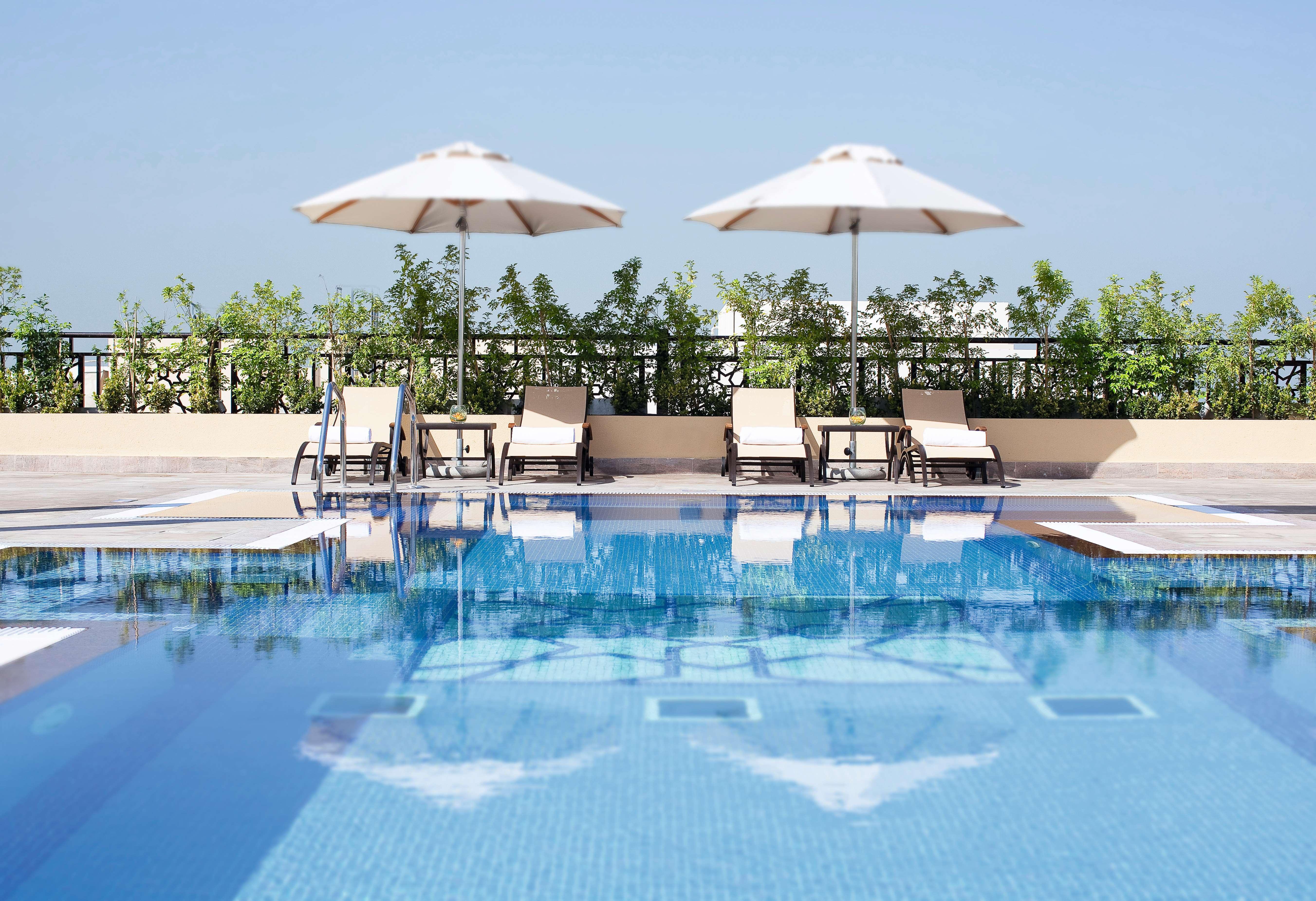 Moevenpick Hotel Apartments Al Mamzar Ντουμπάι Εξωτερικό φωτογραφία Rooftop pool