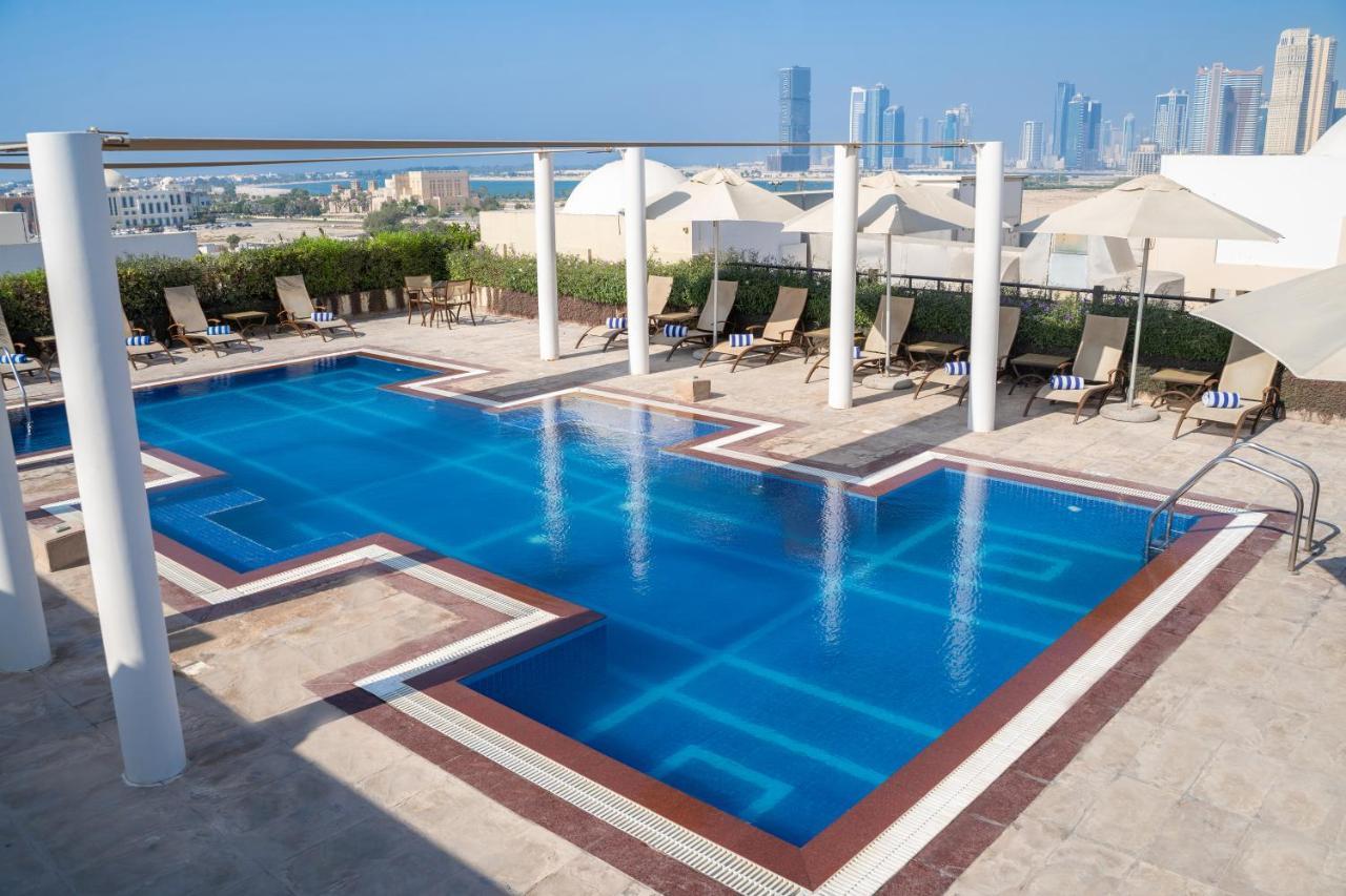 Moevenpick Hotel Apartments Al Mamzar Ντουμπάι Εξωτερικό φωτογραφία Pool at the hotel